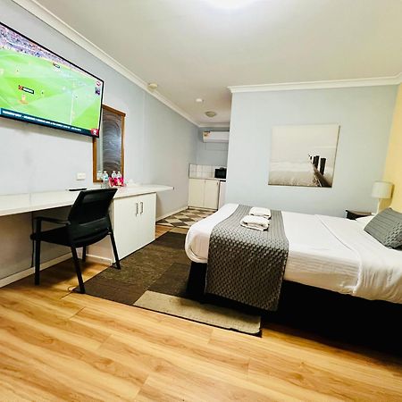 Merredin Olympic Motel Екстер'єр фото